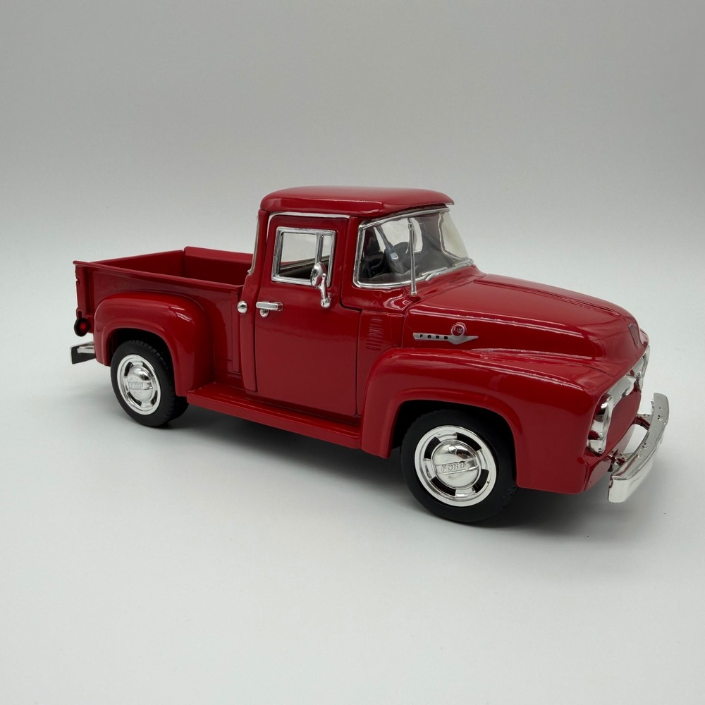 1956 Ford F-100 Pickup Truck Red 1:24 Diecast‎ Model Car SS 7601 Opening Doors